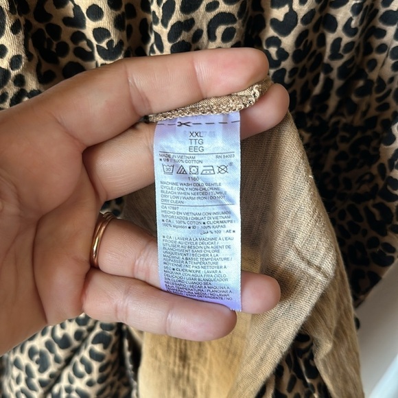 OLD NAVY Short Sleeve Animal Print Mini Dress - Picture 6 of 8